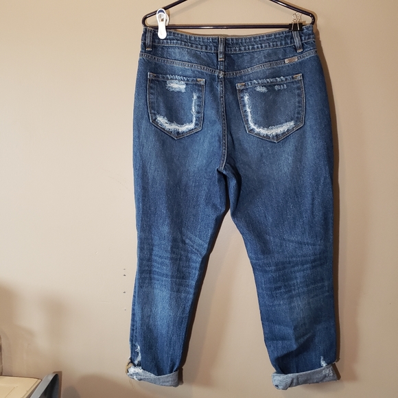 Kancan Distressed Boyfriend Jeans - Picture 10 of 11